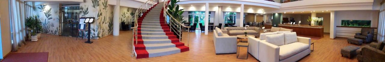 Catange Hotel Charata Esterno foto